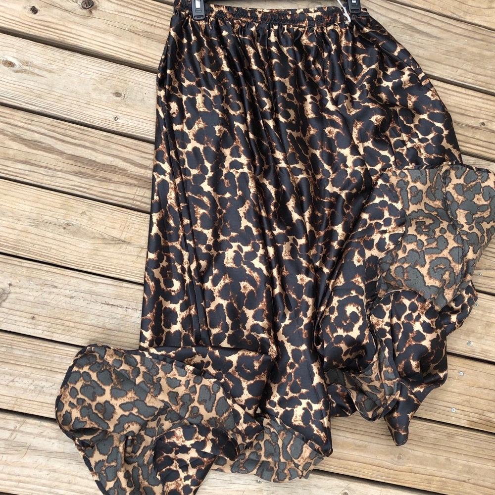 Sz L Leopard/Cheetah Print Maxi Skirt - Picture 5 of 11